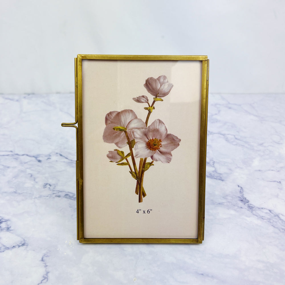 Gold 4 x 6 Frame with Stand