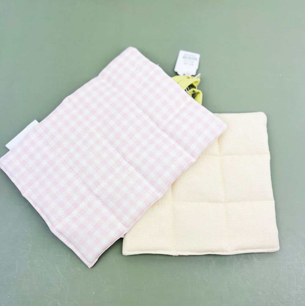 Chickens and Flowers Pot Holder Set