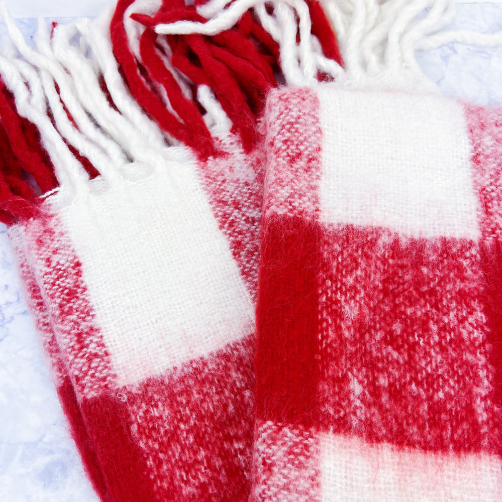 Red and White Fringe Throw