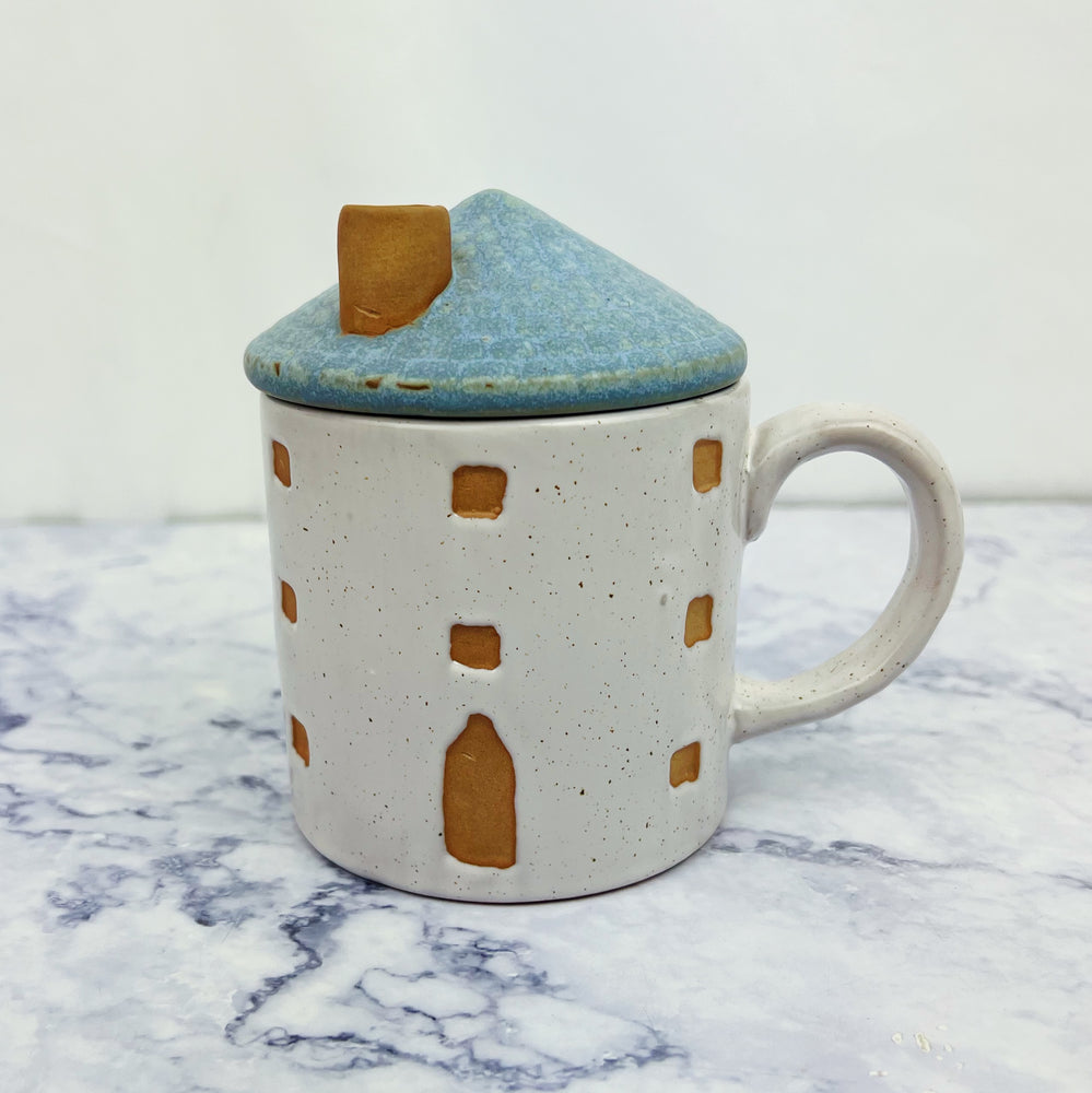 Stoneware Cottage Mug with Lid