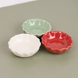 Scalloped Holiday Pinch Dish