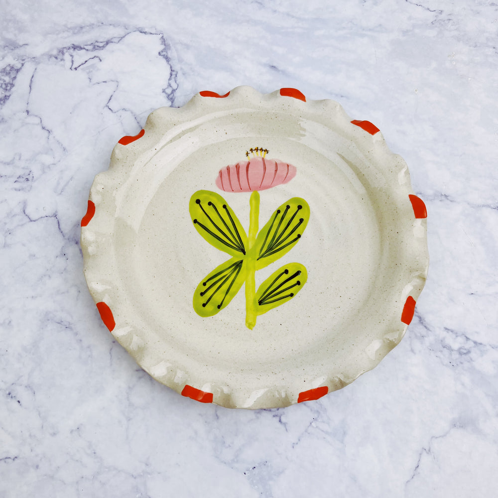 Ruffled Stoneware Plate