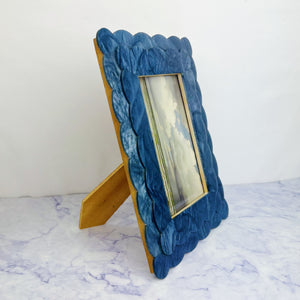 Scalloped 4 x 6 Frame with Stand