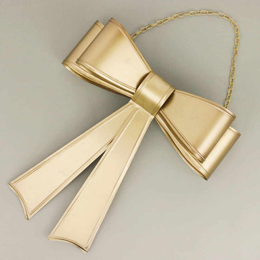 Metallic Bow Wreath