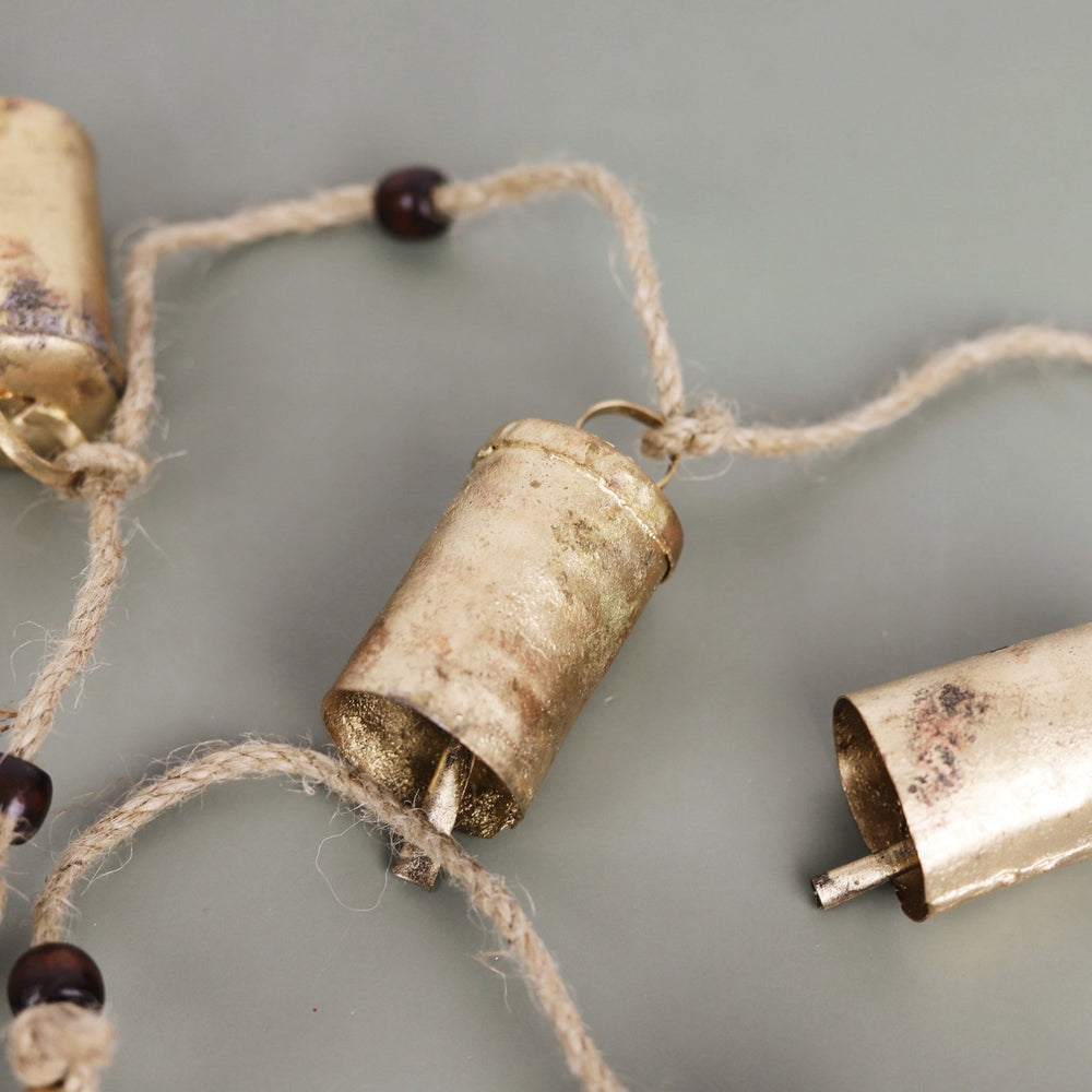 Cylindrical Metal Bell Cluster