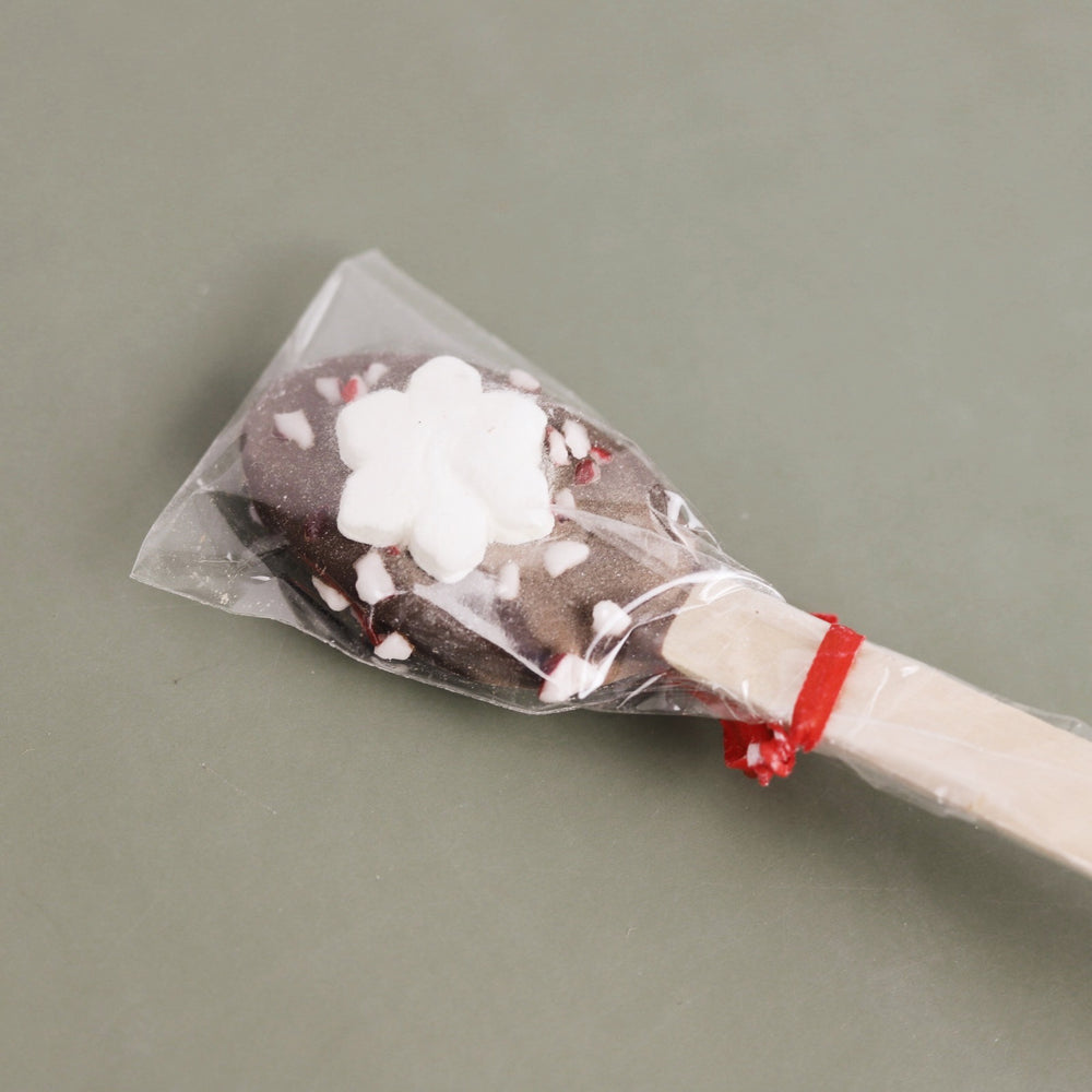 Peppermint Snowflake Marshmallow Chocolate-Dipped Spoon