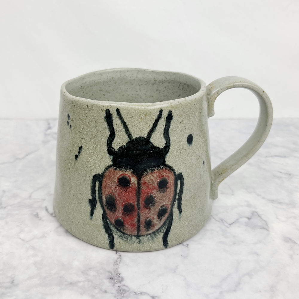 
                
                    Load image into Gallery viewer, Wide Base Stoneware Pottery Mug
                
            
