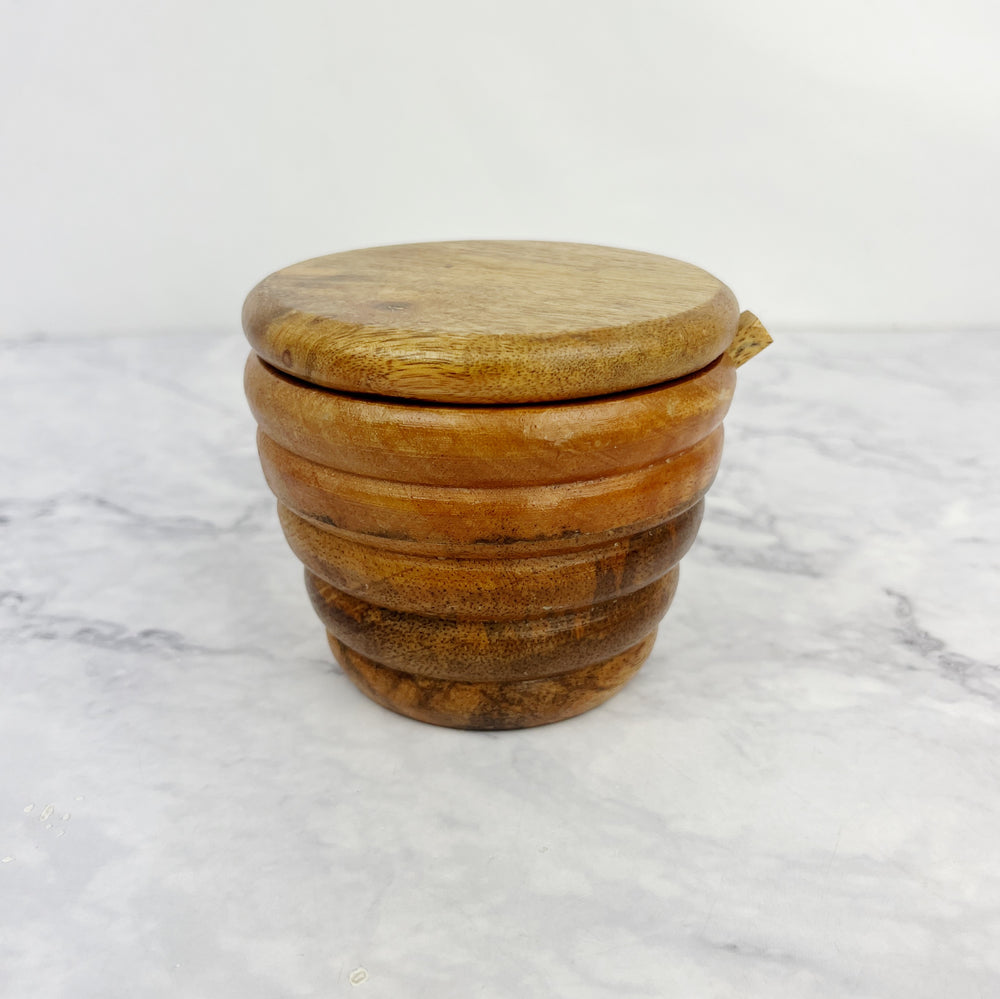 
                
                    Load image into Gallery viewer, Mango Wood Salt Dish With Spoon
                
            