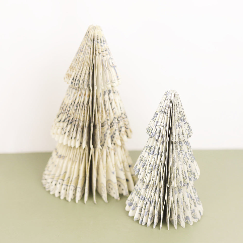 French Country Folding Honeycomb Tree