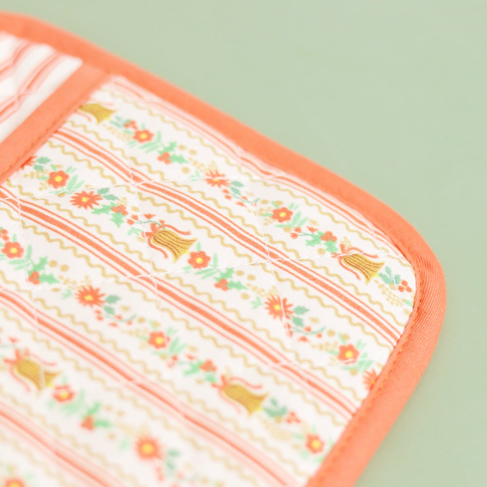 Holly Jolly Pot Holder
