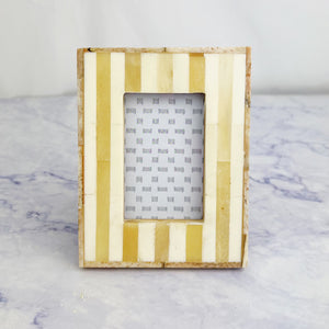 2" x 3" Two-Toned Bone Frame with Stand