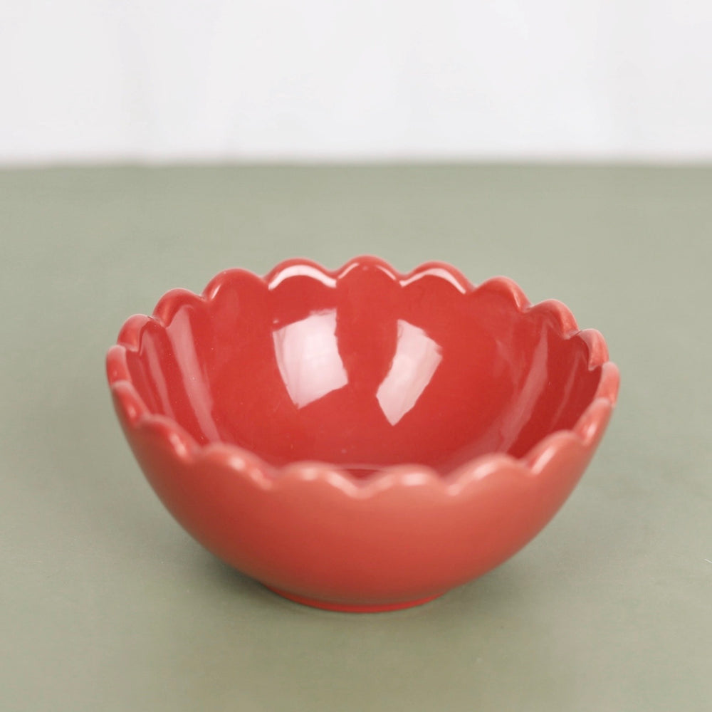 Scalloped Holiday Bowls