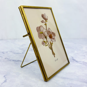 Gold 4 x 6 Frame with Stand