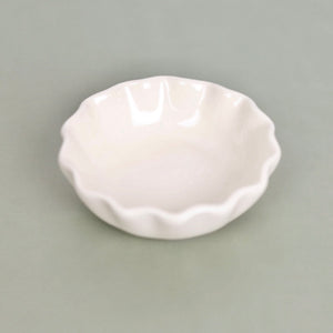 Scalloped Holiday Pinch Dish