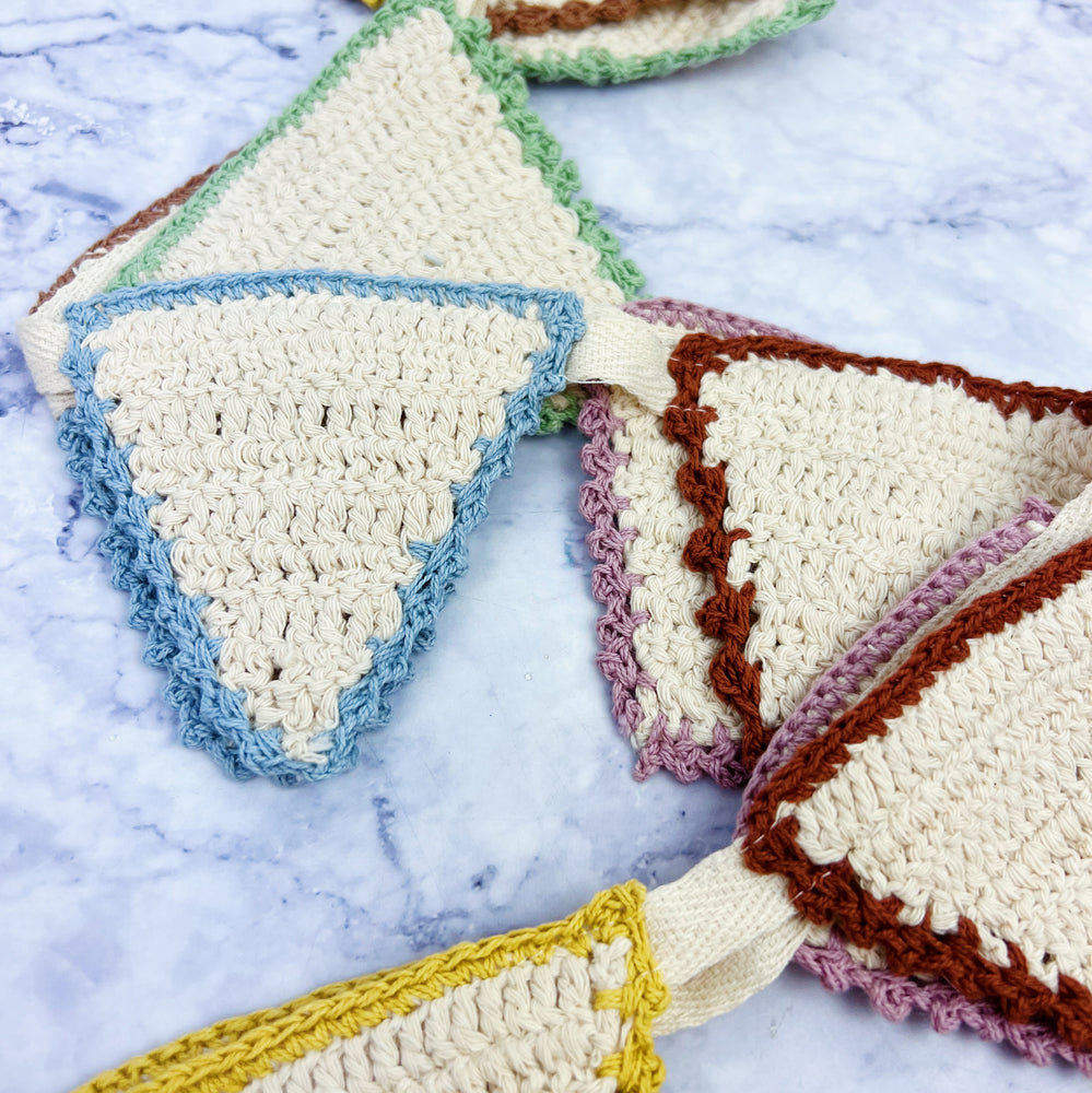 Crochet Cotton Pennant Garland