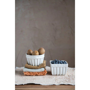 
                
                    Load image into Gallery viewer, Ivory Square Berry Basket
                
            
