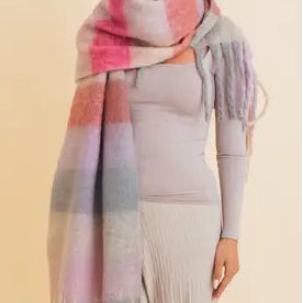 Soft Pink Plaid Oversize Fringe Scarf