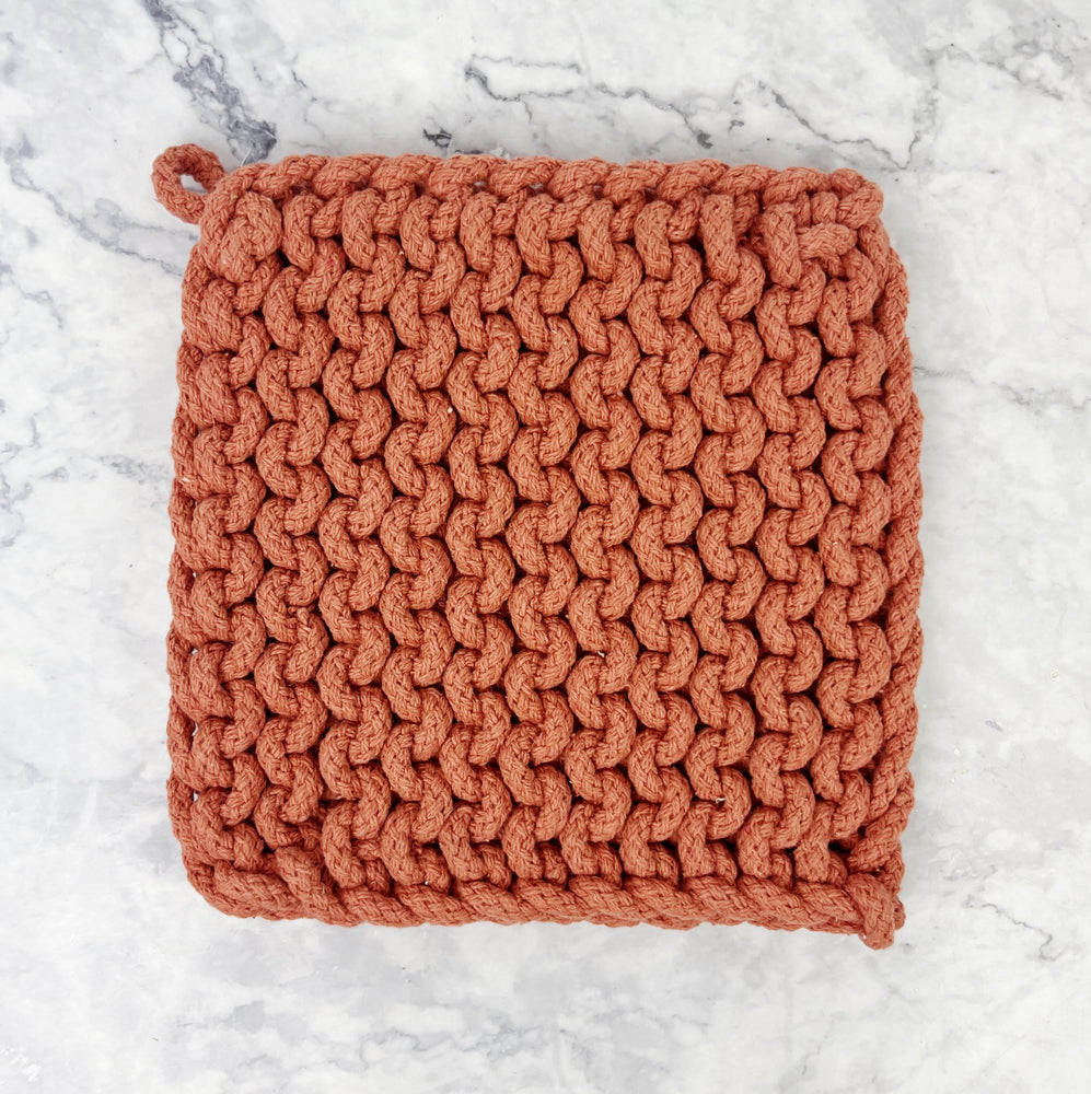 
                
                    Load image into Gallery viewer, Vibrant Woven Pot Holders
                
            