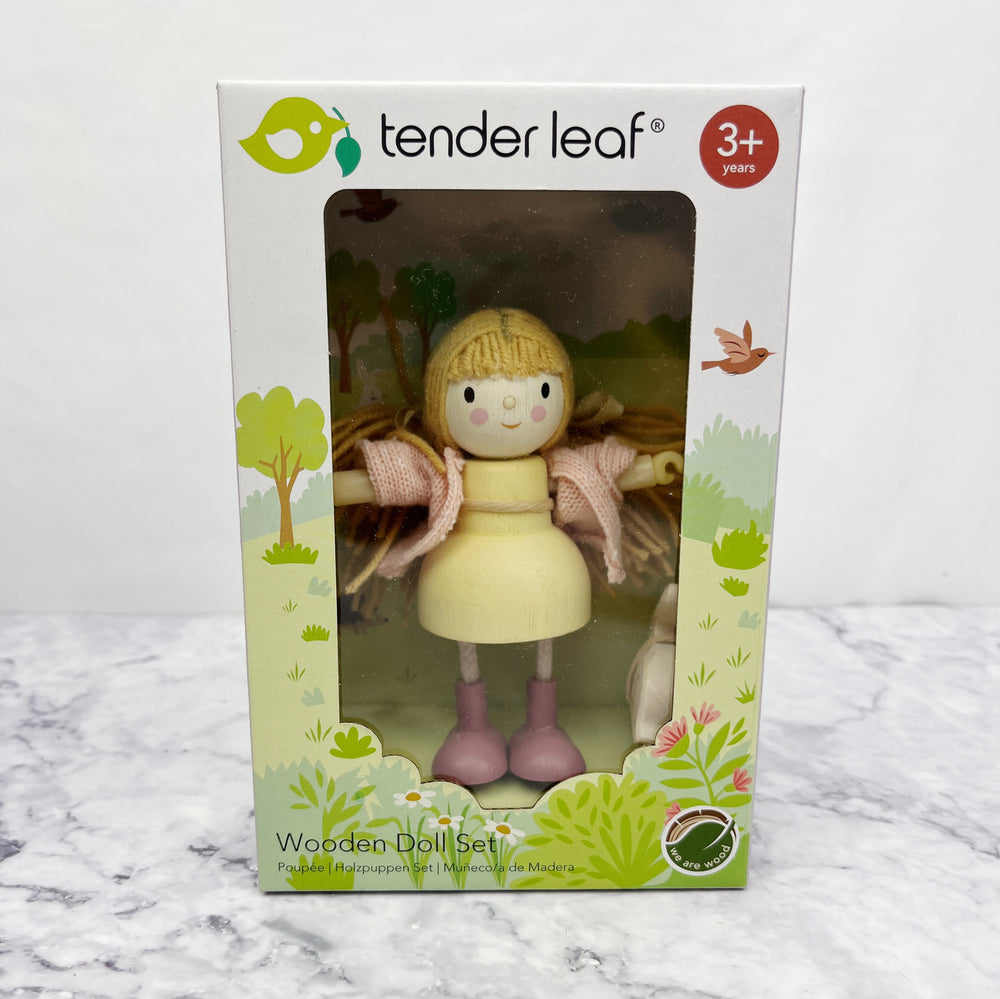 Tender Leaf Wooden Doll Set