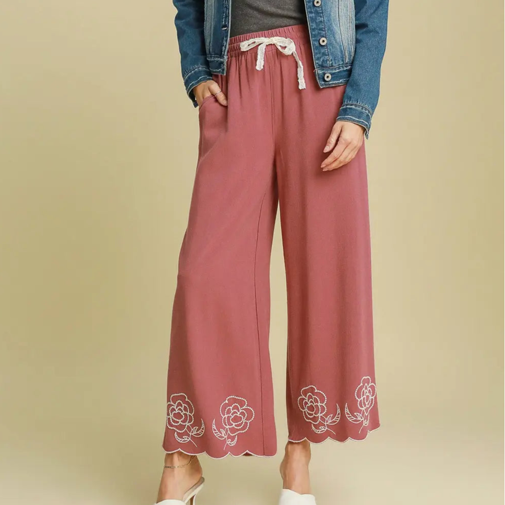 Rose Scalloped Embroidered Pant