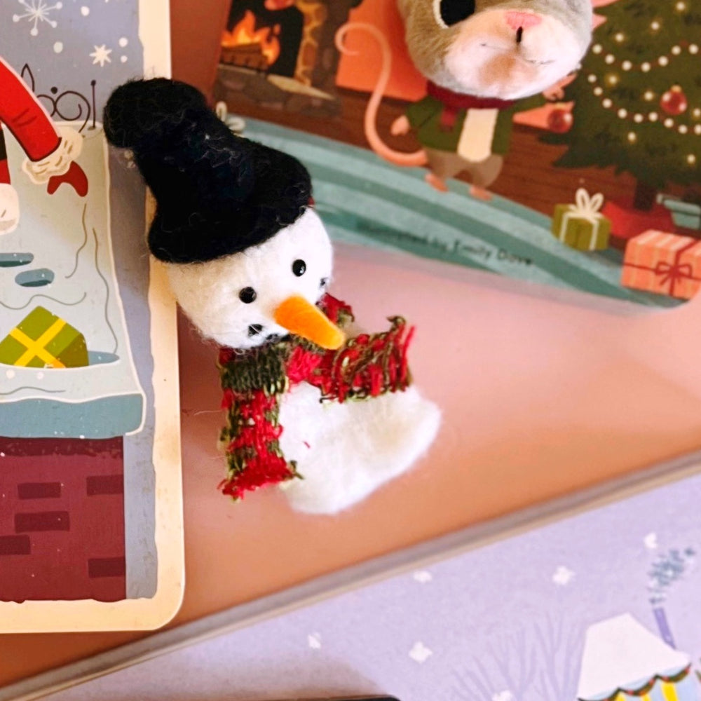 Christmas Felted Finger Puppet