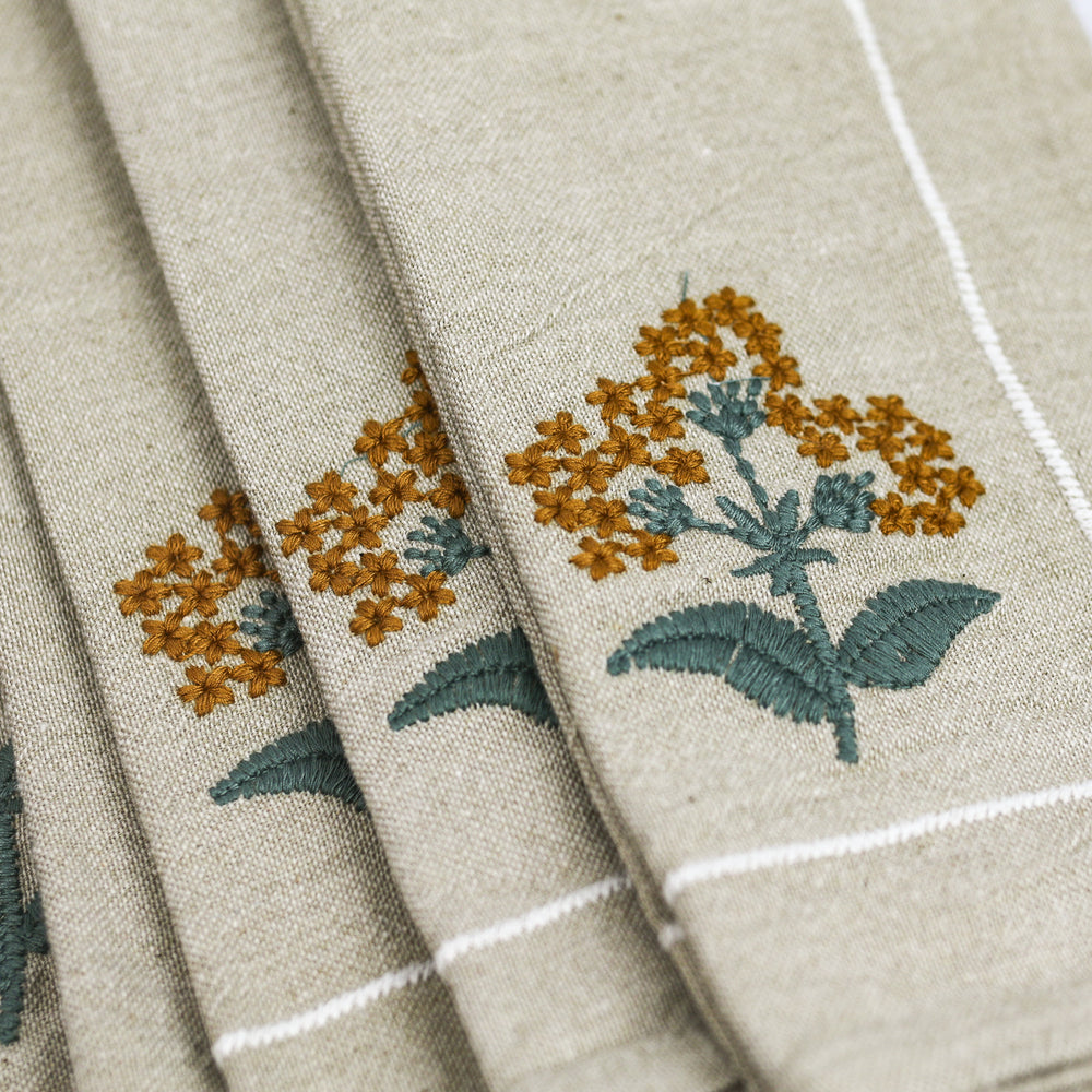 Embroidered Cotton Napkin Set