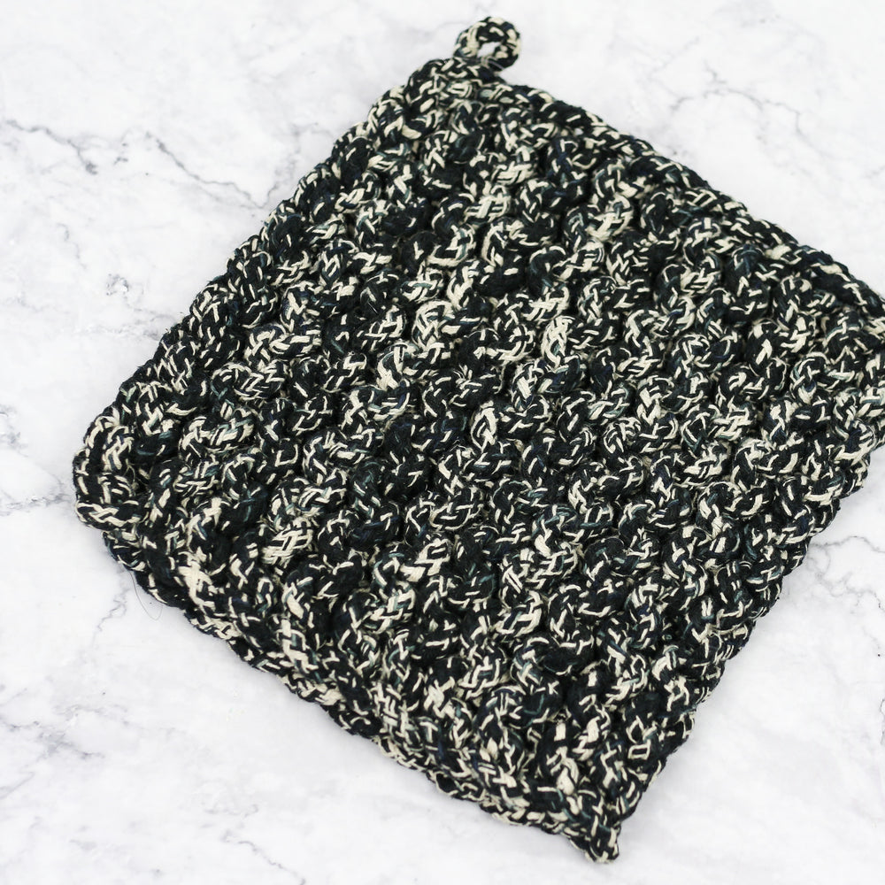 Speckled Earth Tone Woven Pot Holder