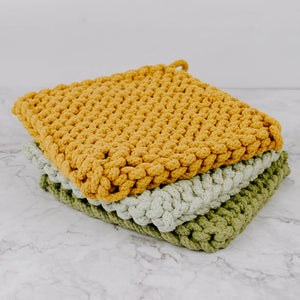 
                
                    Load image into Gallery viewer, Earth Tone Woven Pot Holder
                
            