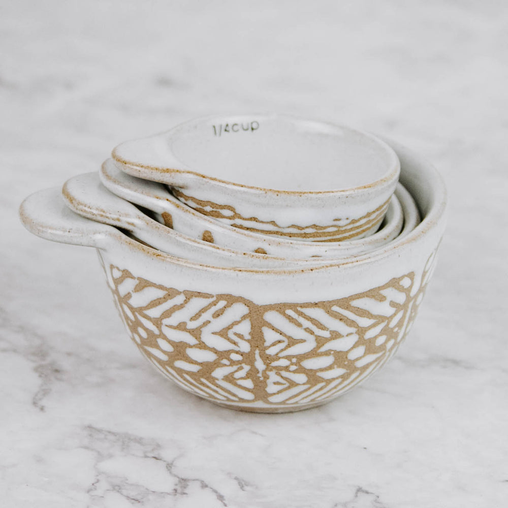 Patterned Stoneware Measuring Cups