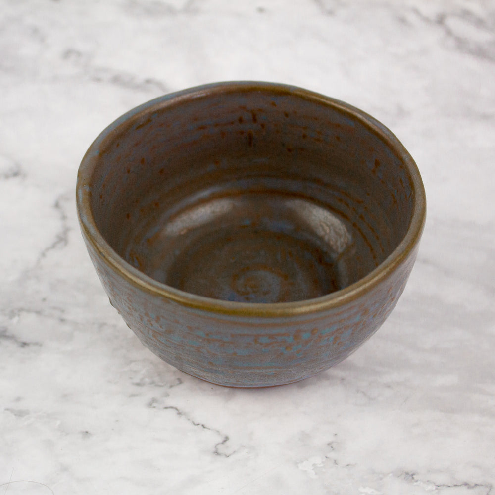 
                
                    Load image into Gallery viewer, Glazed Stoneware Fruit &amp;amp; Nut Bowl
                
            