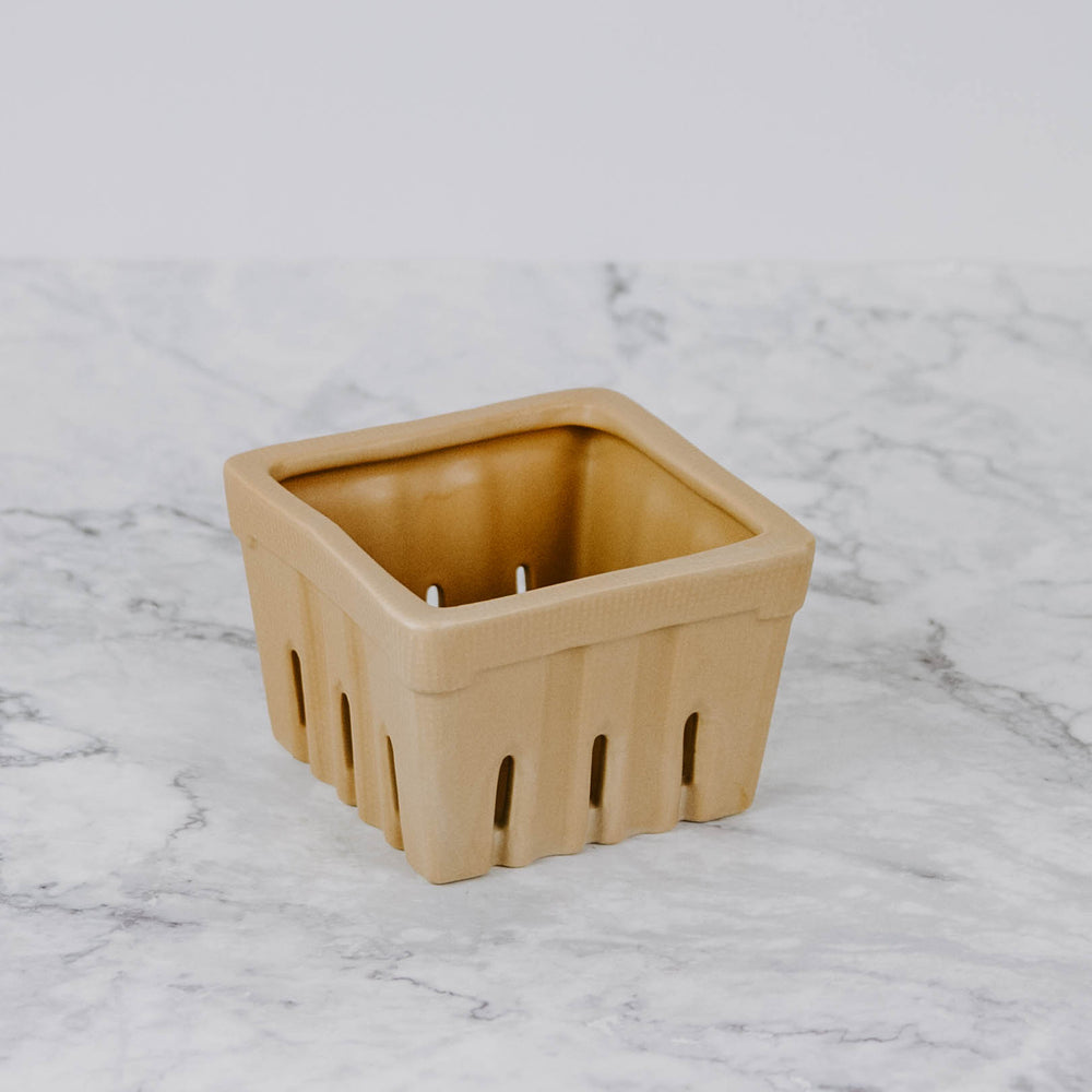 
                
                    Load image into Gallery viewer, Earth Tone Stoneware Berry Basket
                
            