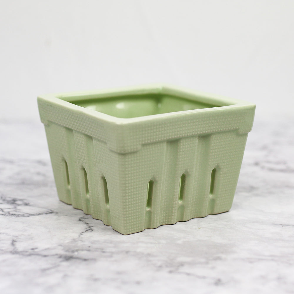 
                
                    Load image into Gallery viewer, Spring Gloss Stoneware Berry Basket
                
            